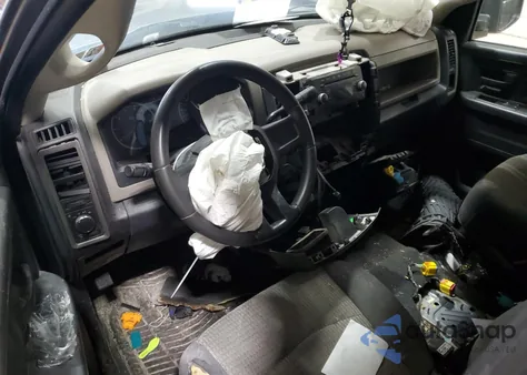 2010 Dodge Ram 1500 z USA, uszkodzony, nr VIN 1D7RV1GP6AS240862